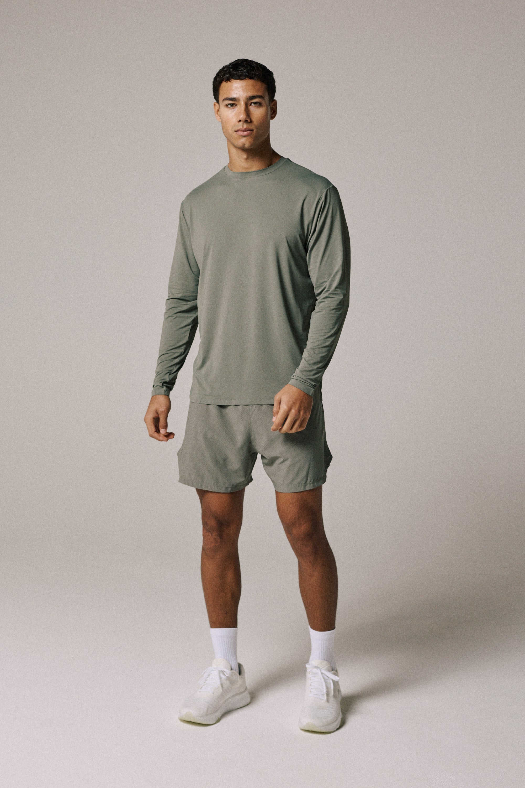 AERO LONG SLEEVE T-SHIRT - Image 4