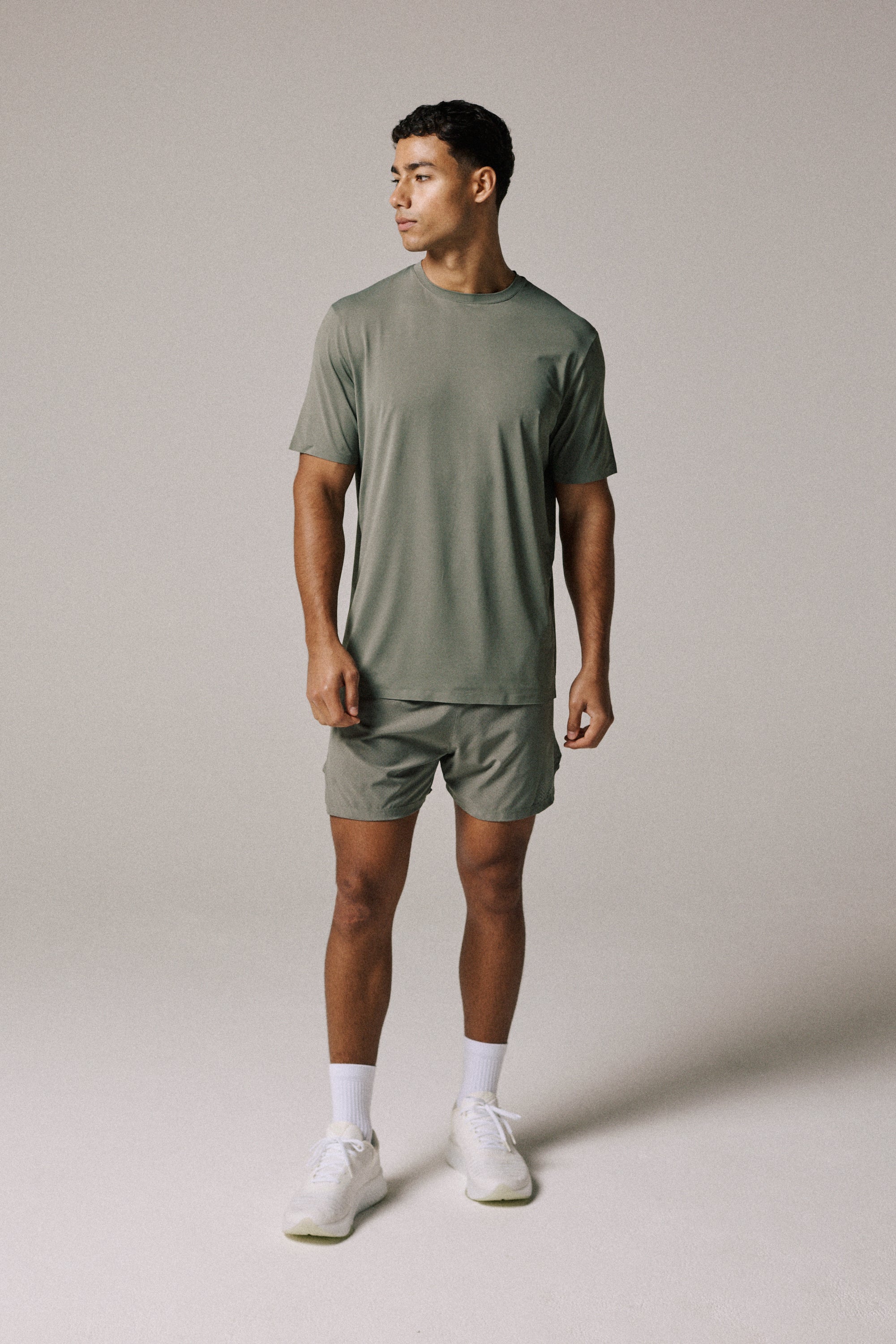 AERO SHORT - Image 4
