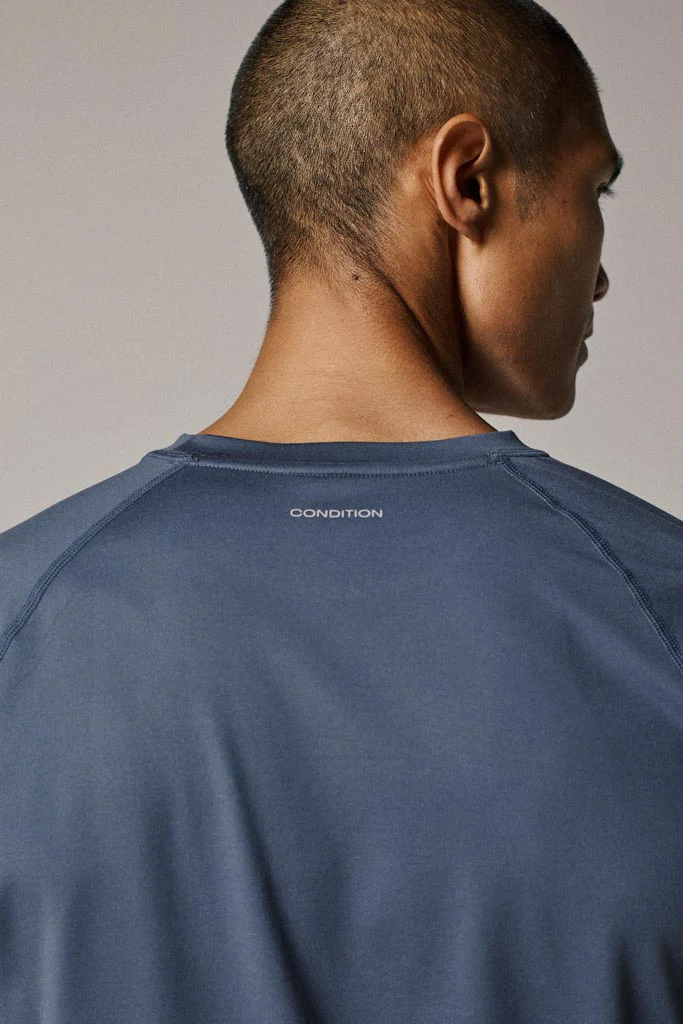 CORE SHORT + T-SHIRT - Image 3