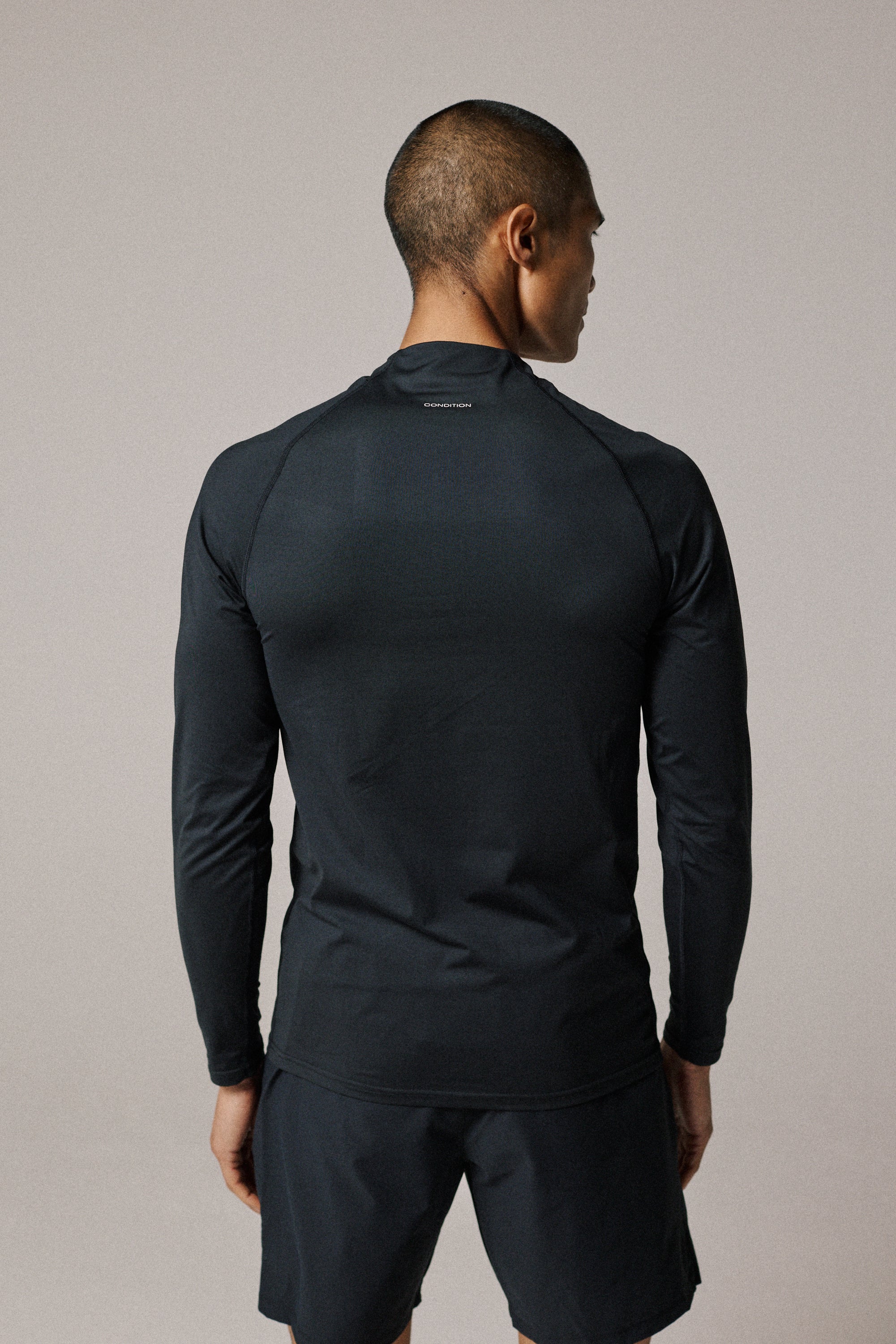 CORE SHORT + QUARTER ZIP - Image 5