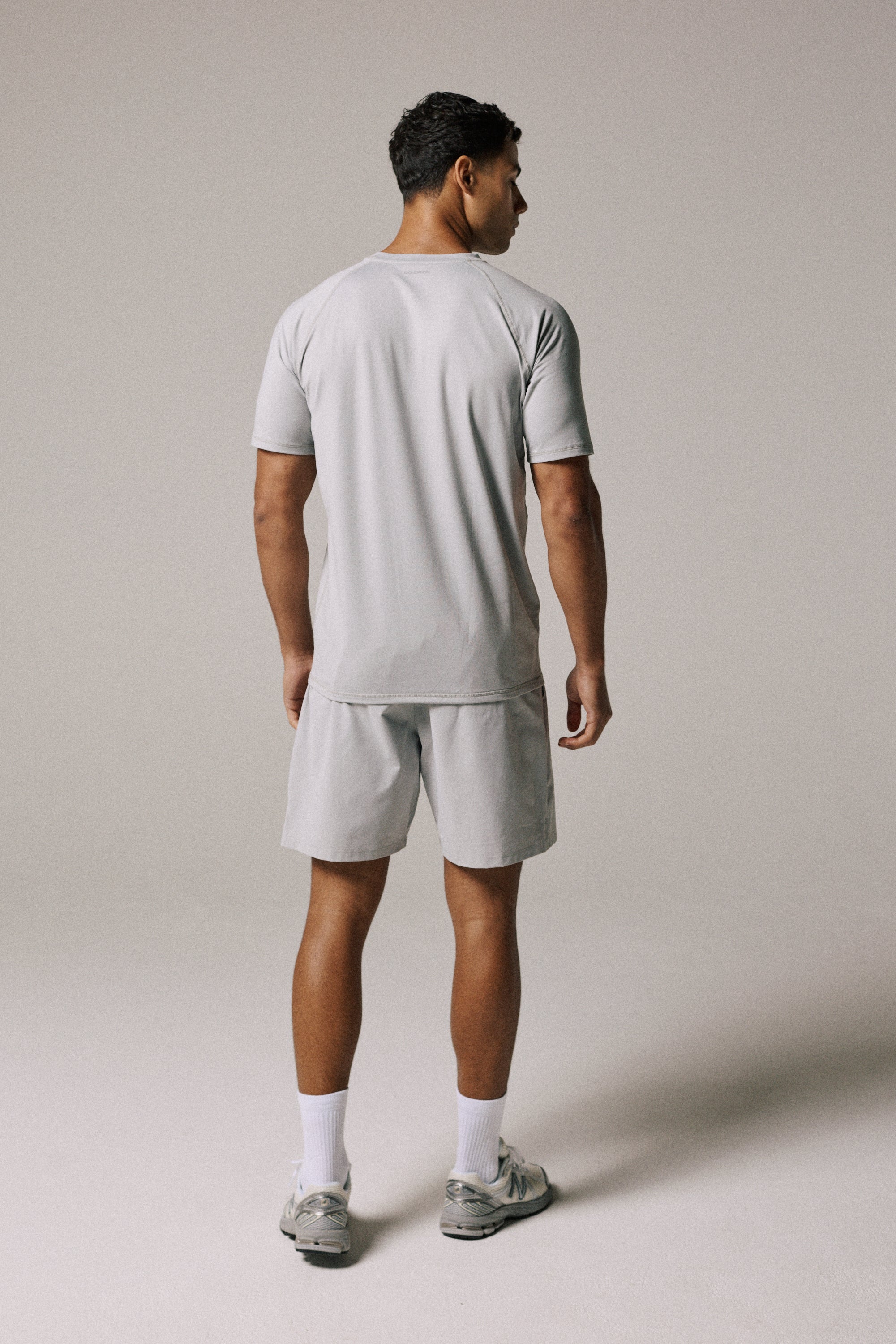 CORE SHORT + TSHIRT - Image 2