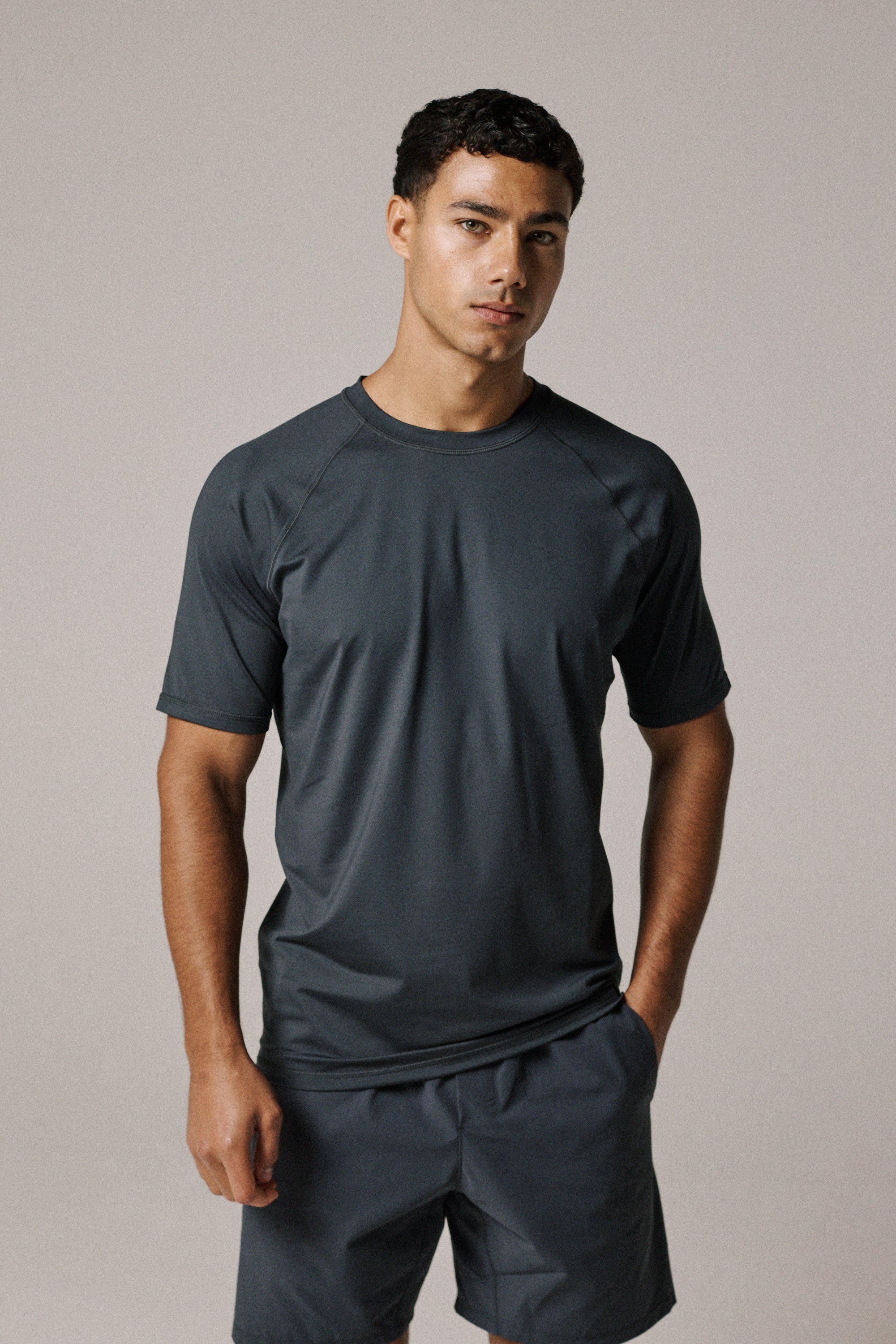 CORE T-SHIRT