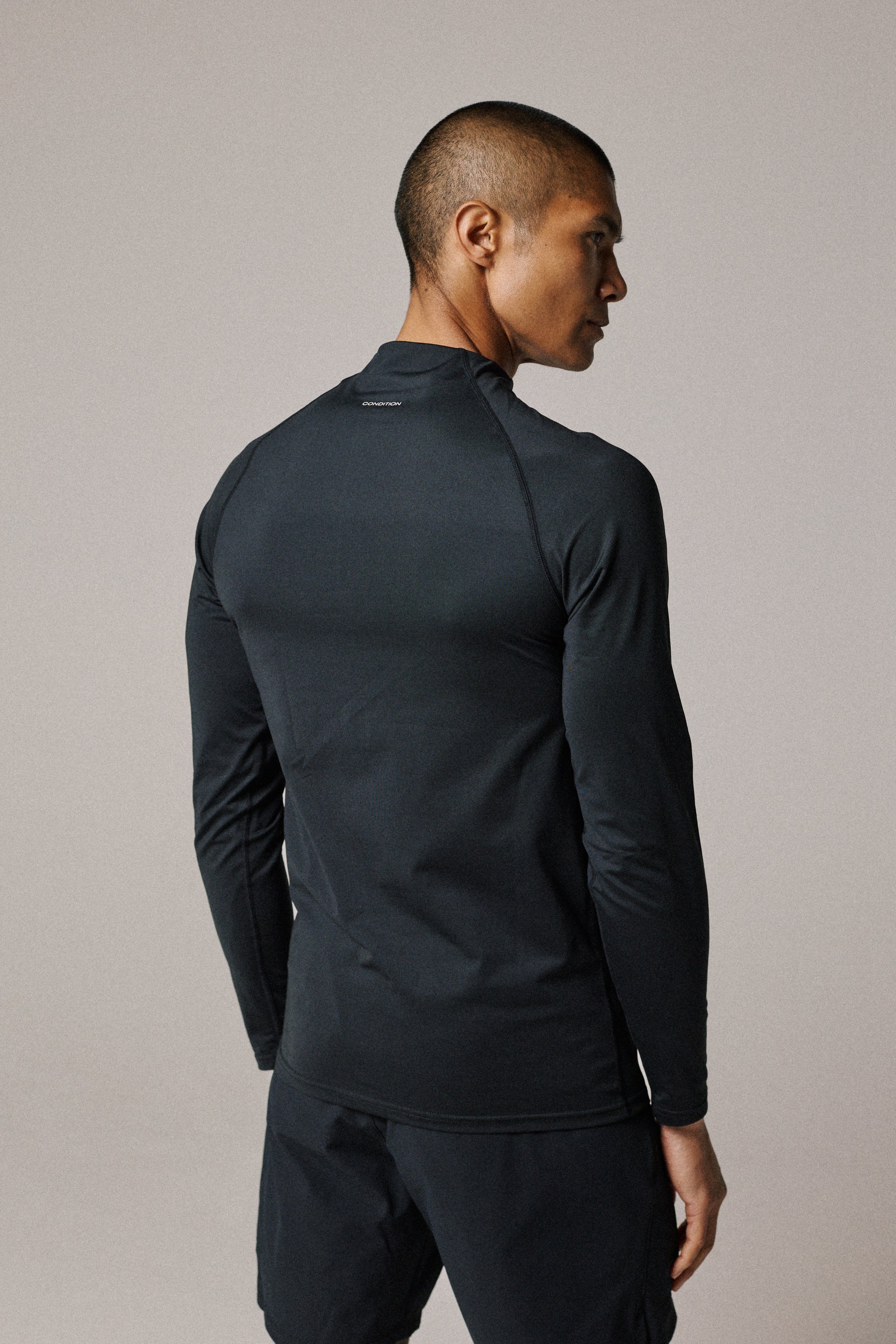 CORE QUARTER ZIP TOP - Image 6