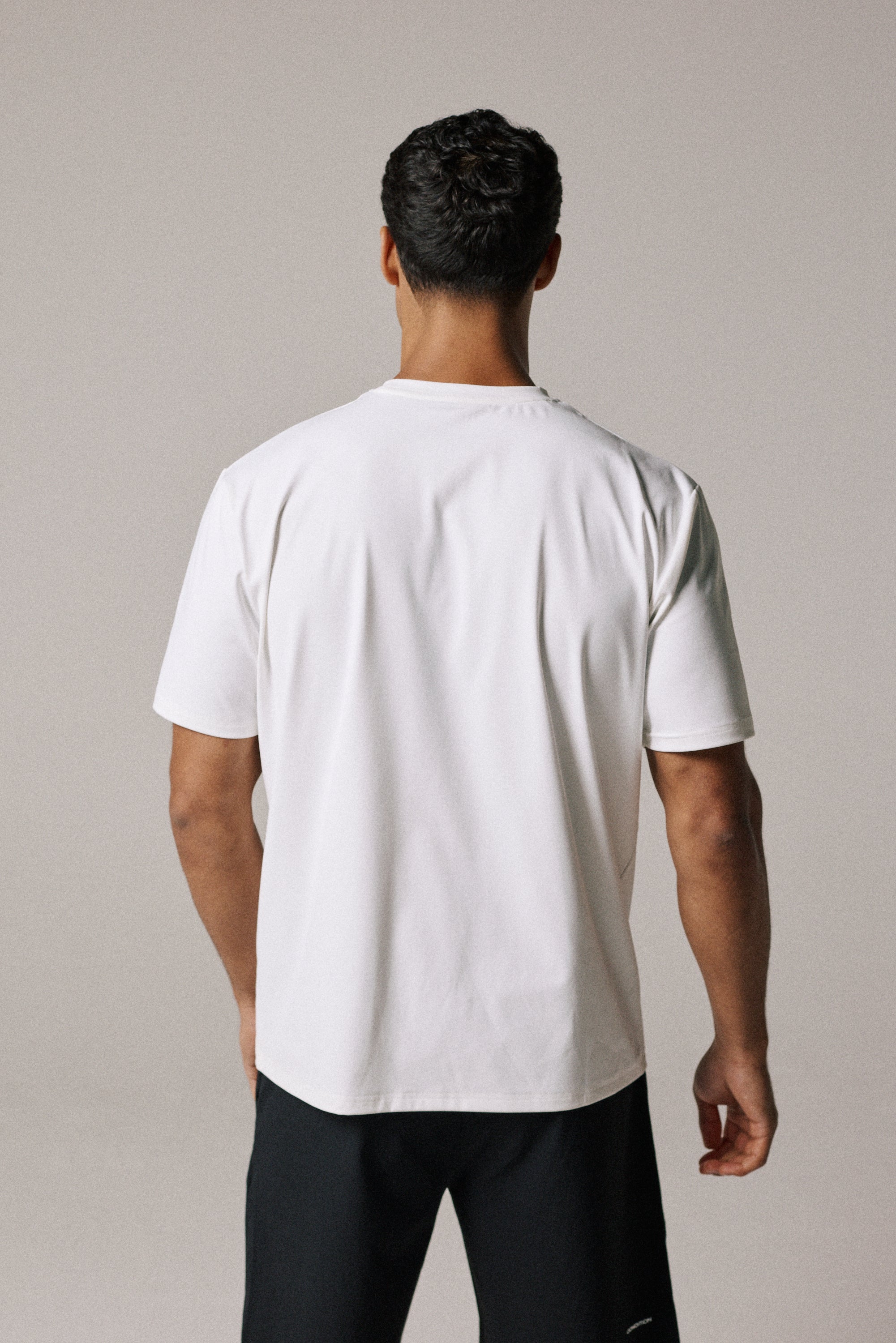 EVERYDAY T-SHIRT - Image 3