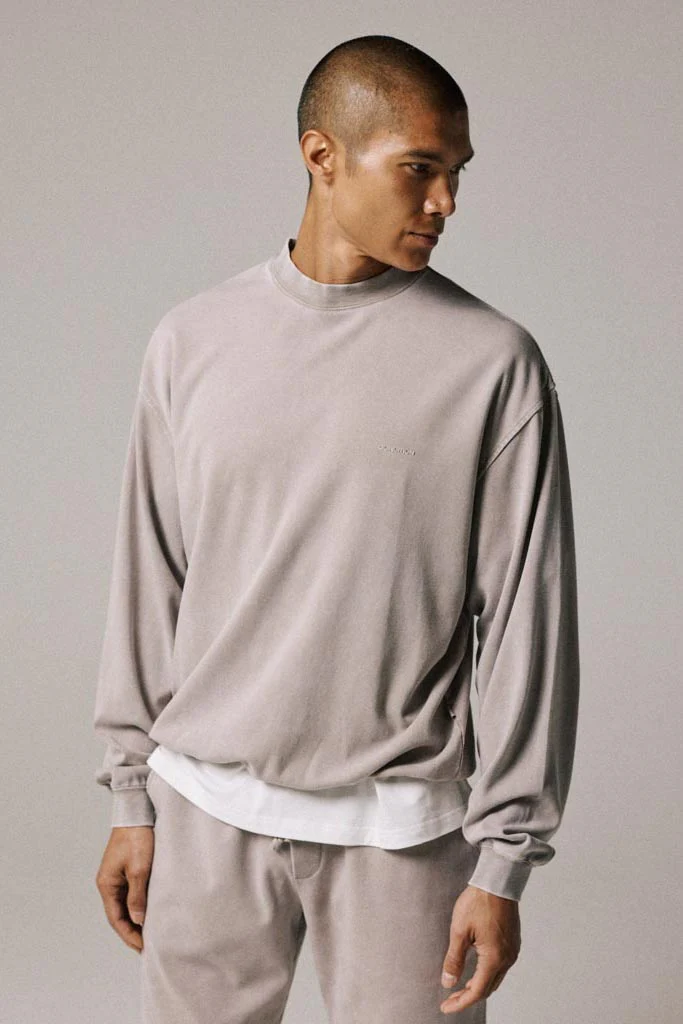 SOFTLUX SHORT + SWEATSHIRT - Image 2