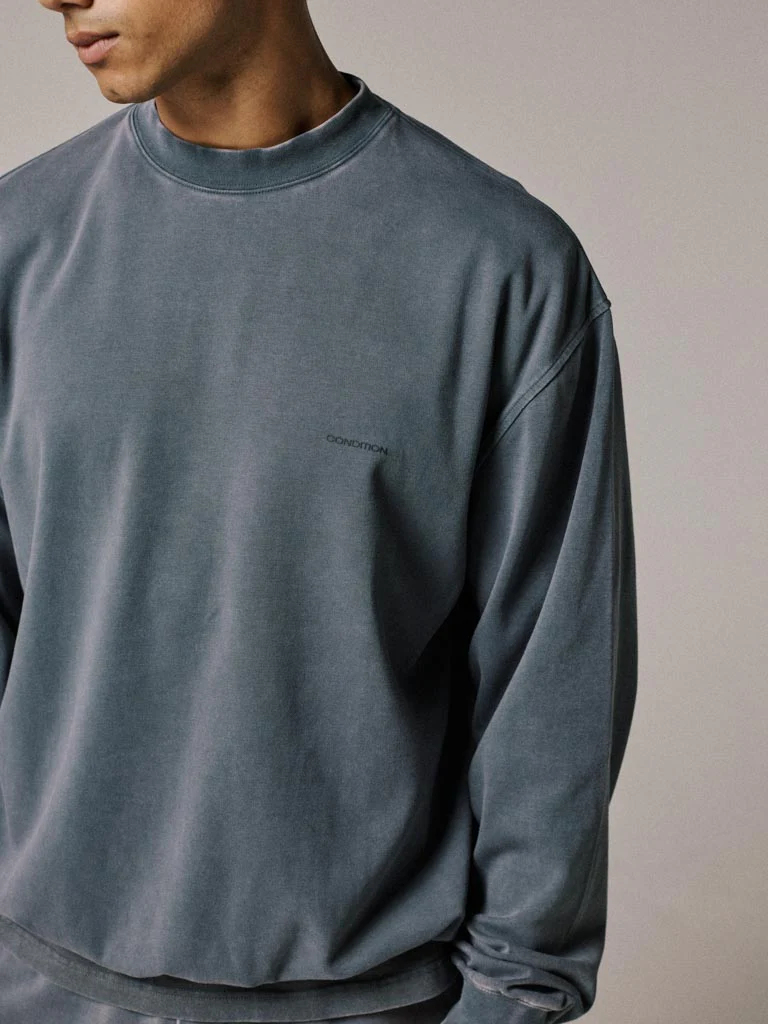 SOFTLUX SHORT + SWEATSHIRT - Image 3